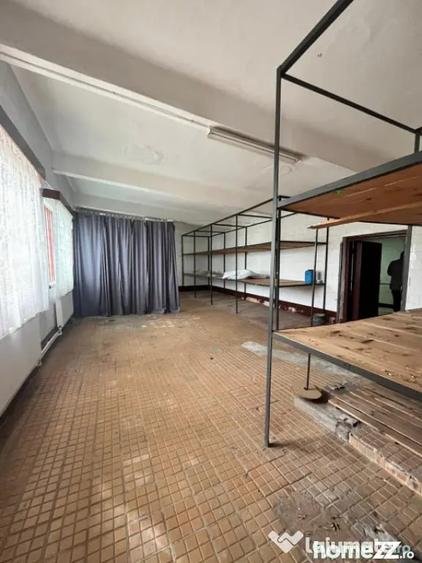 Spațiu comercial, de 1,388 mp, în Central