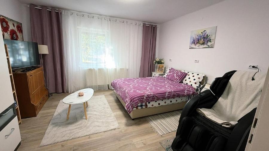 Casă individuală cu 5 camere cu Canalizare în Dealuri Oradea