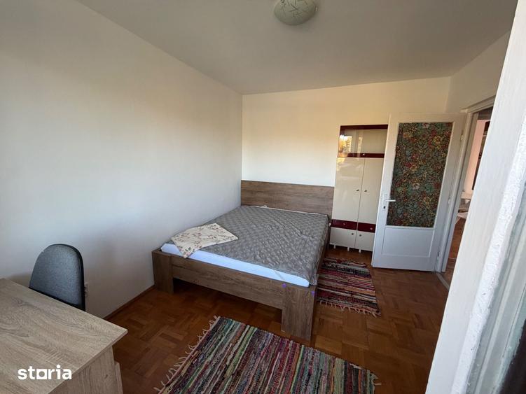 Apartament cu 3 camere în Orașul Nou