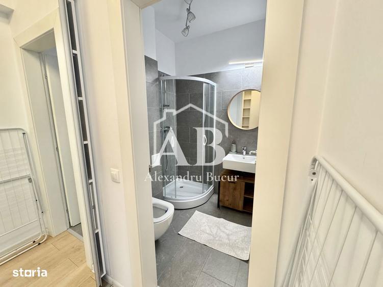 Apartament cu 3 camere, mobilat în Central