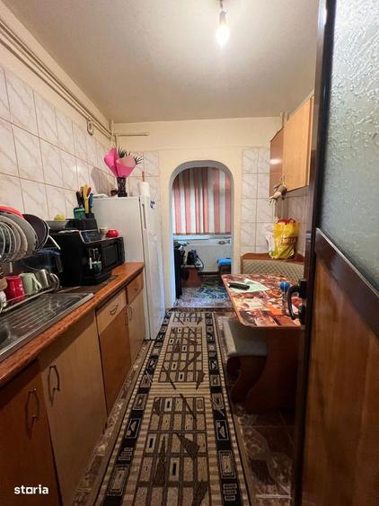 Apartament cu 2 camere decomandat în Podul de Fier
