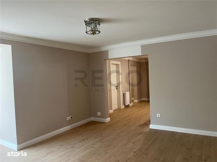Apartament cu 3 camere decomandat în Decebal — fotografia 1