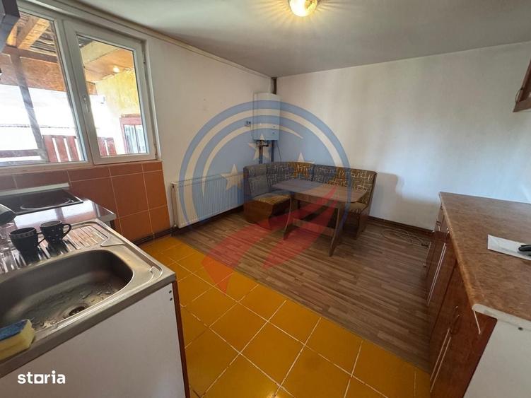 Casă cu 4 camere cu Teren 177 Mp în Central