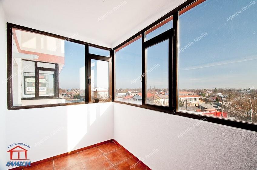 Apartament cu 3 camere decomandat în Bd. Coșbuc