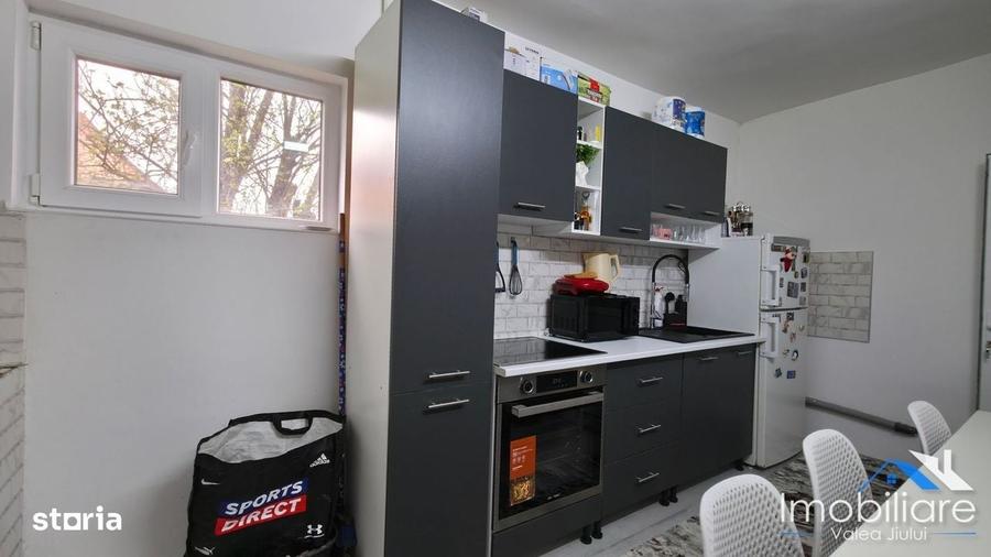 Casă cu 2 camere în Central