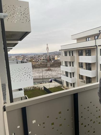 Apartament cu 3 camere în Aeroport
