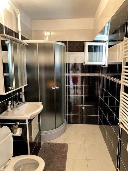 Apartament cu 2 camere decomandat în Ultracentral