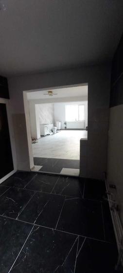 Casă cu 3 camere în Central