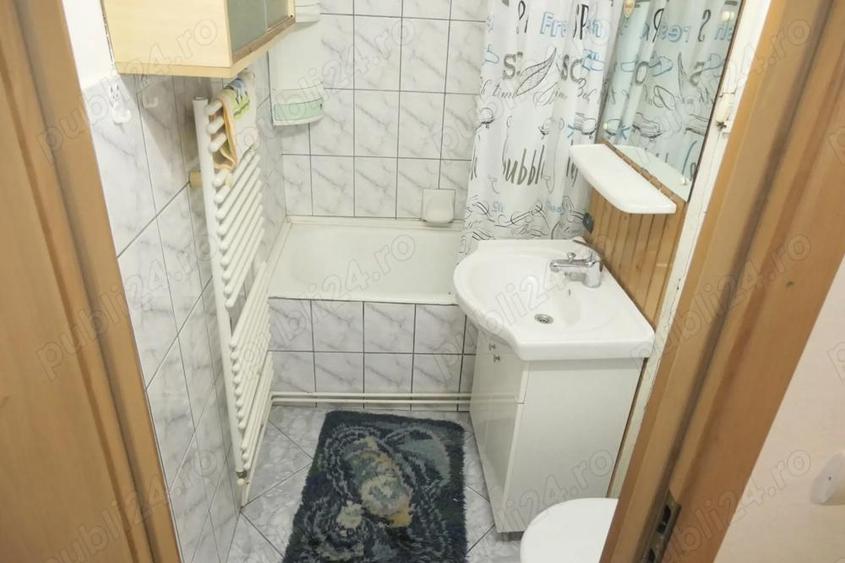 Apartament cu 3 camere semidecomandat în Micălaca