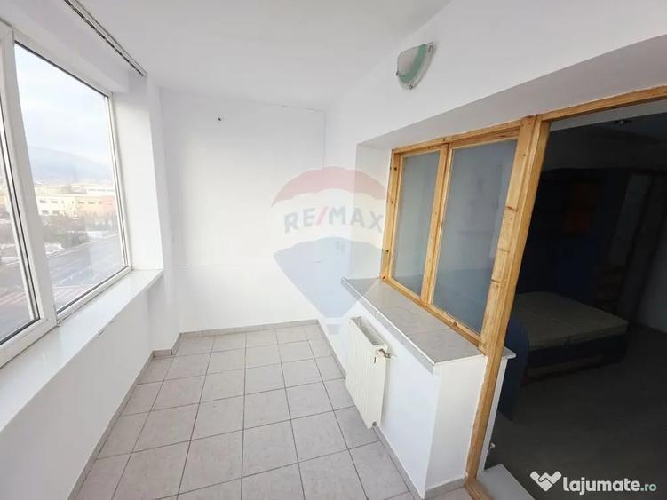 Apartament cu 2 camere decomandat în 1 Mai