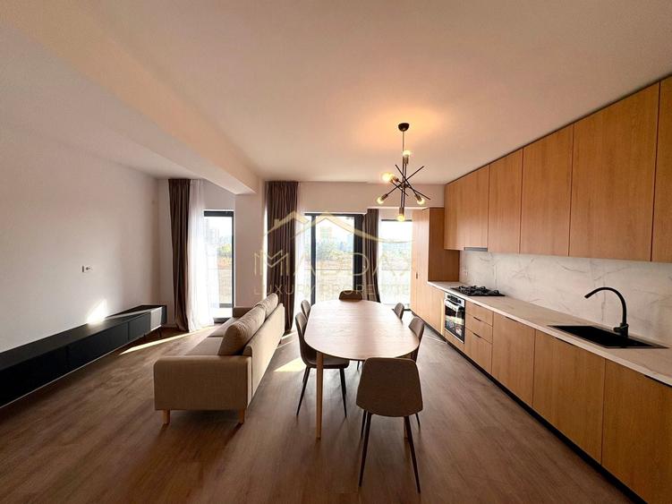 Apartament cu 2 camere semidecomandat, mobilat în Băneasa