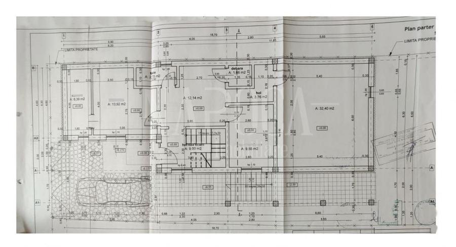 Casă individuală cu 11 camere cu Canalizare în Zorilor