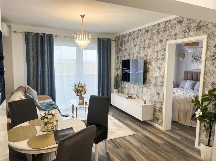 Apartament cu 2 camere semidecomandat în Nufărul