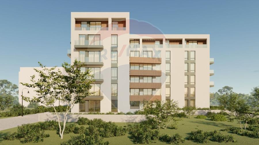 Ultracentral | Studio| Bloc nou | Mihai Bravu - 1