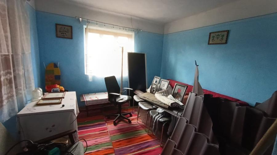 Casă individuală cu 4 camere cu Teren 2331 Mp în Coșoveni