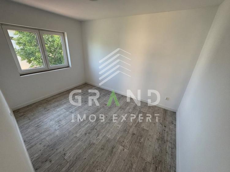 Duplex cu 4 camere cu Canalizare în Iris