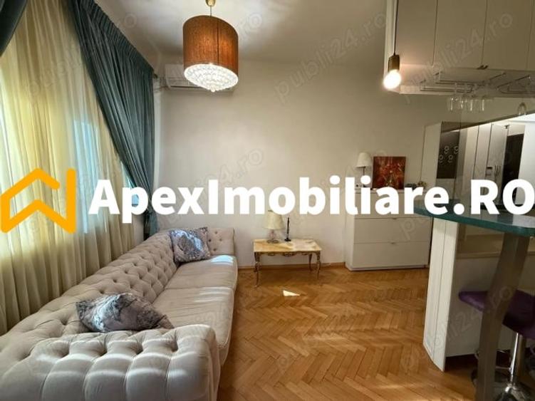 Garsonieră decomandată, mobilată în Universitate