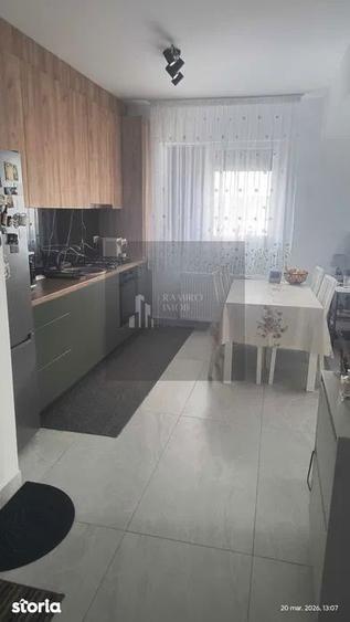 Apartament cu 2 camere decomandat în Metalurgiei