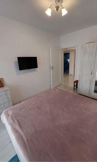 Apartament cu 3 camere decomandat în Păcurari