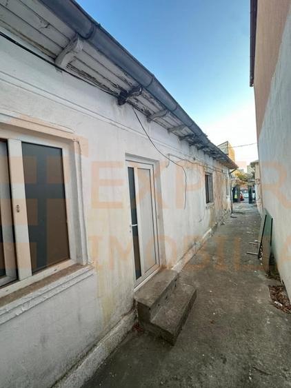 Casă individuală cu 4 camere cu Canalizare în Tomis II