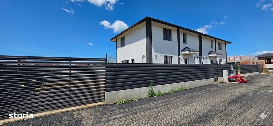 Casă cu 3 camere cu Teren 230 Mp în Clinceni