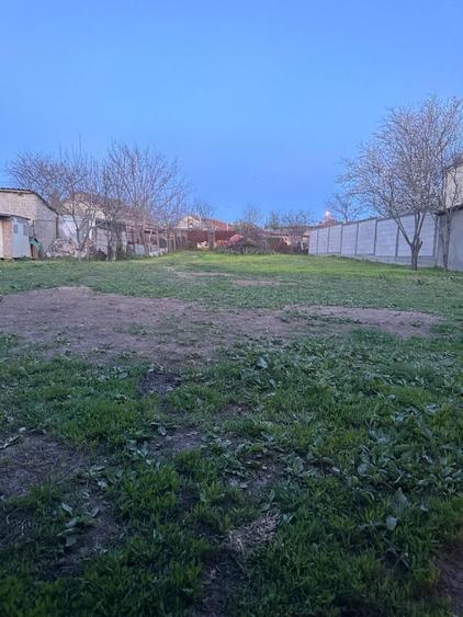 Casă cu 4 camere cu Teren 860 Mp în Palazu Mare