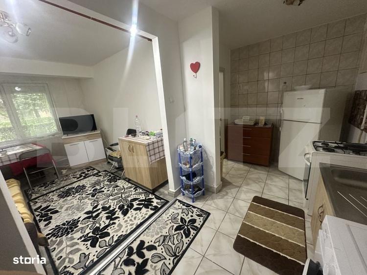 Apartament cu 2 camere, 45 mp, semidecomandat, zona Carpati 1 - 6