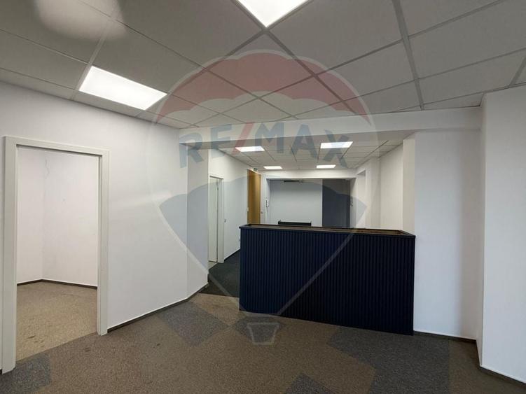 Birou, de 182.4700012207 mp, în Băneasa