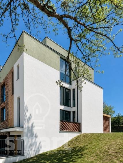 Casă individuală cu 5 camere cu Canalizare în Gruia