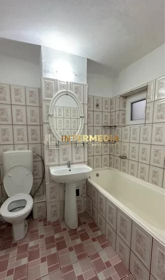 Apartament cu 2 camere decomandat, mobilat în Industrială