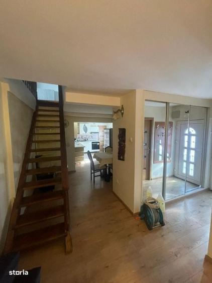 Casă cu 4 camere cu Teren 450 Mp în Central