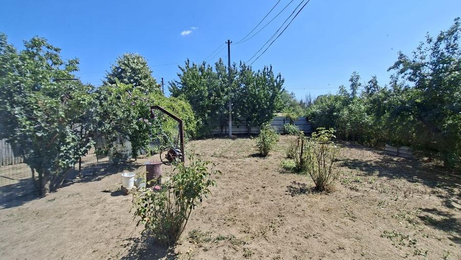 Casă individuală cu 3 camere cu Canalizare în Teiu