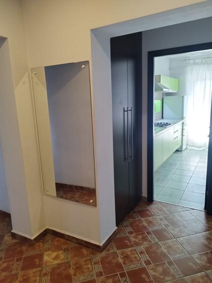 Apartament cu 2 camere decomandat în Independenței
