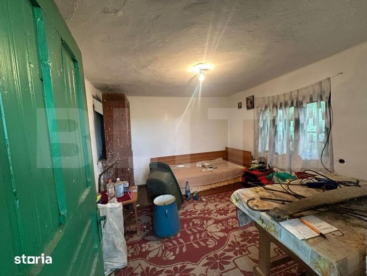 Casă cu 3 camere cu Teren 2077 Mp în Scoarța