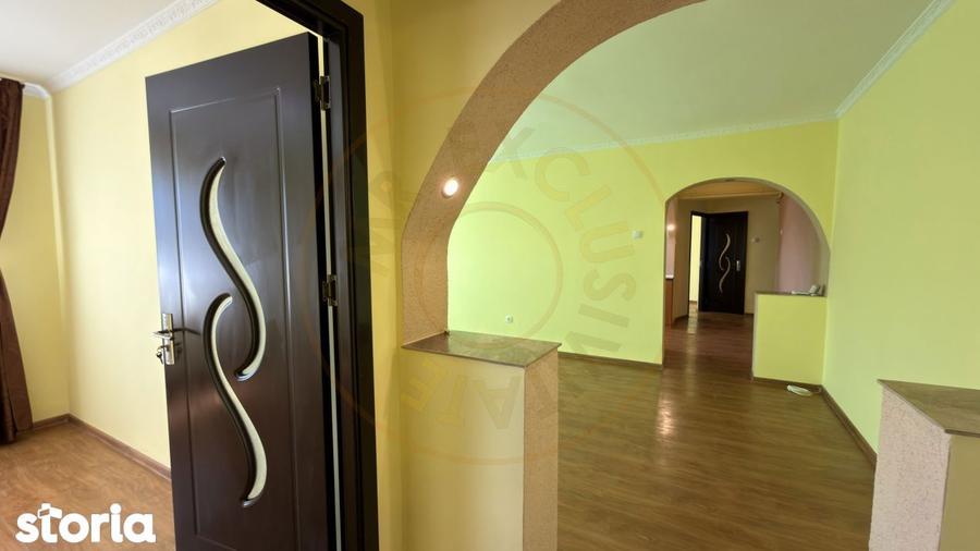 Vanzare Apartament 3 camere Etaj IV, MV1 - Str. Crinului 3 - Carei - 16