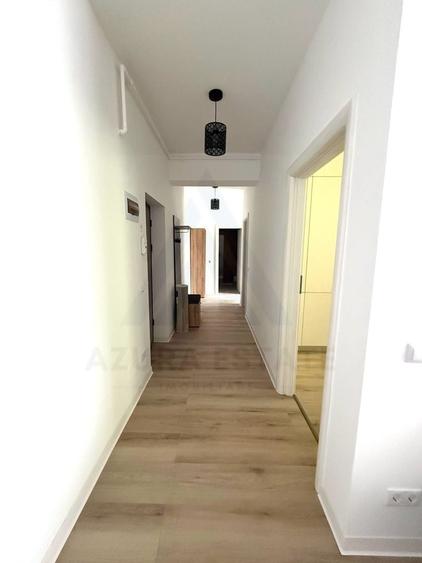 Apartament cu 3 camere decomandat, mobilat în Șelimbăr