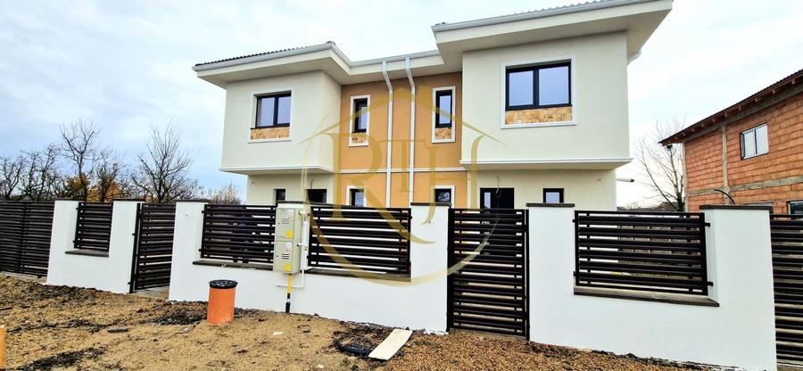 Duplex cu 4 camere cu Canalizare în Moșnița Veche