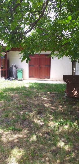 Casă cu 4 camere în Tâmboești