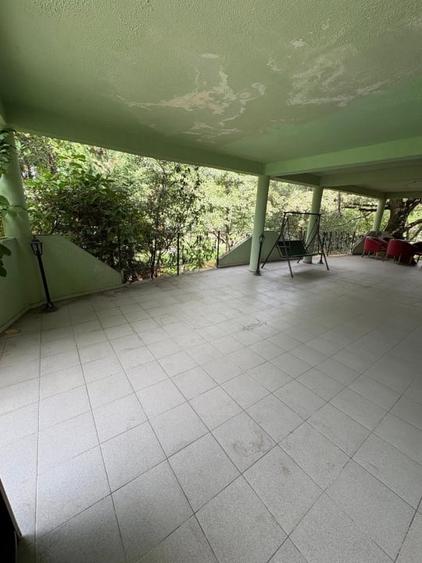 Apartament cu 3 camere decomandat, mobilat în Exterior Sud