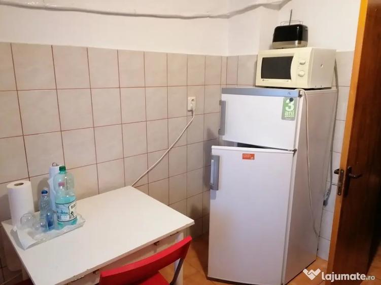 Apartament cu 2 camere decomandat în Aviației