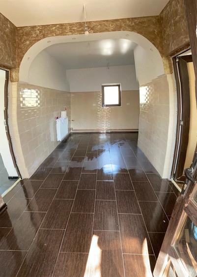 Casă cu 4 camere cu Teren 833 Mp în Boldu