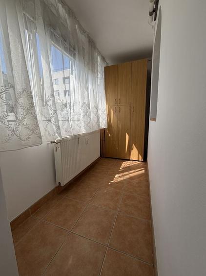 Apartament cu 2 camere decomandat în Ghencea
