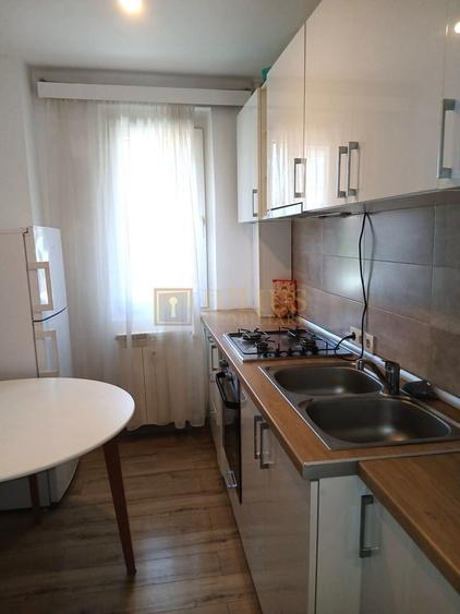 Apartament cu 3 camere in Complexul Studentesc - 10