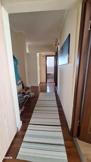 Apartament cu 4 camere în Central