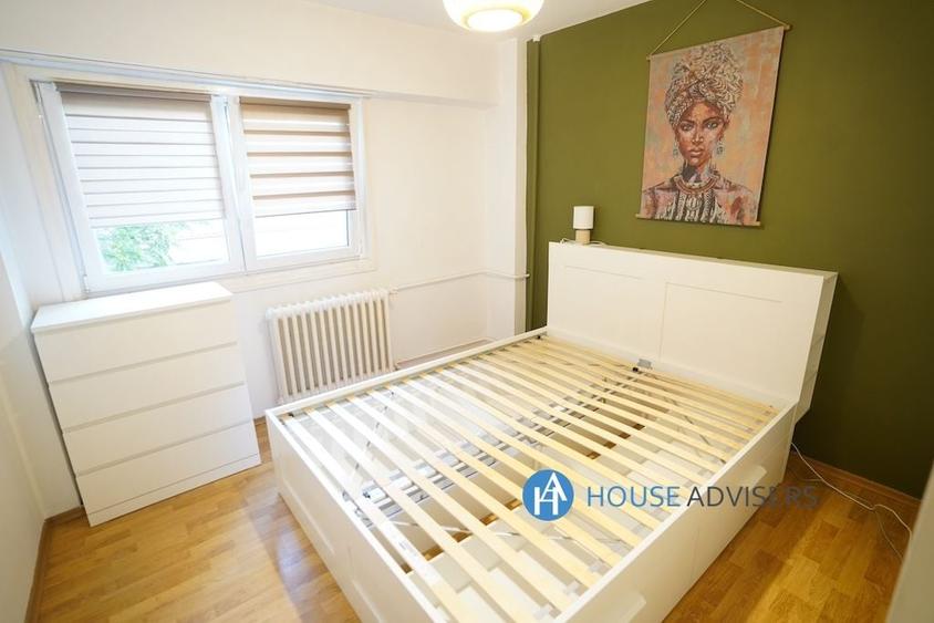 Apartament cu 3 camere, mobilat în Romană