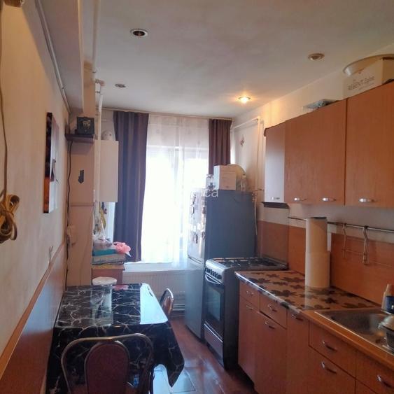 Vand garsoniera Piata Centrala Petrosani