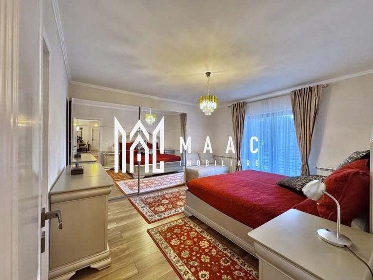 Casă individuală cu 4 camere cu Garaj în Sadu