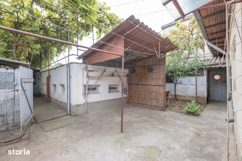 Casă cu 2 camere cu Teren 204 Mp în Central
