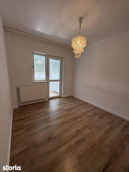 Apartament cu 3 camere decomandat în Mazepa 2