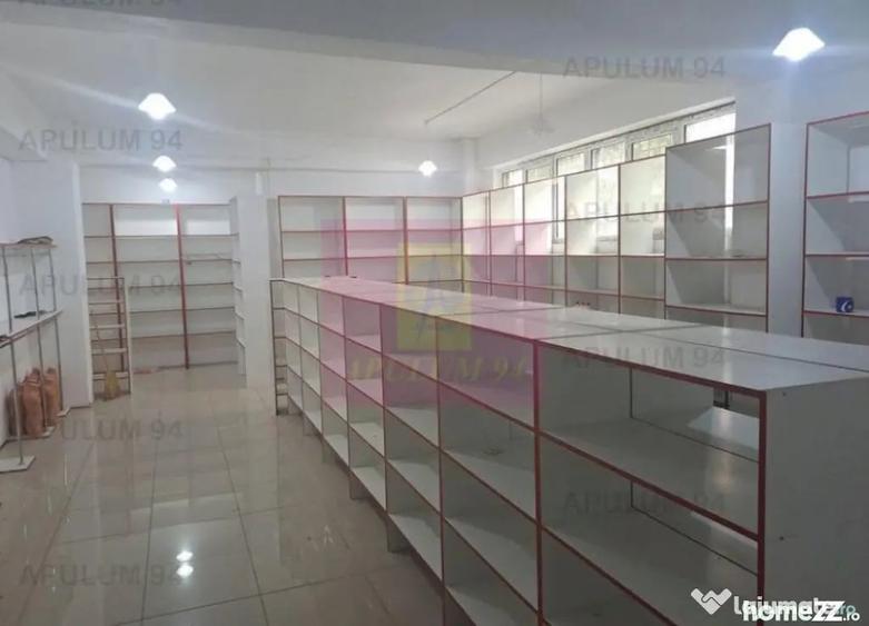 Spațiu comercial, de 163 mp, în Central